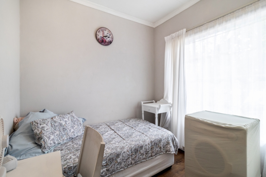 8 Bedroom Property for Sale in Ifafi North West